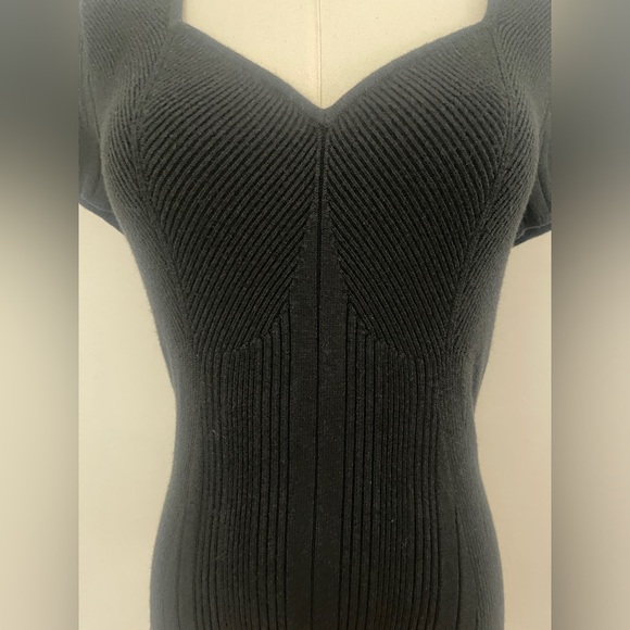 Abercrombie & Fitch Black Short Sleeve Sweetheart Sweater Bodysuit Size Large - Picture 4 of 9